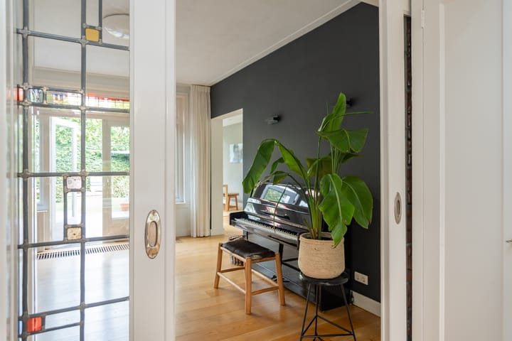 Hoekwoning te koop: Burgemeester Suijsstraat 51, Tilburg