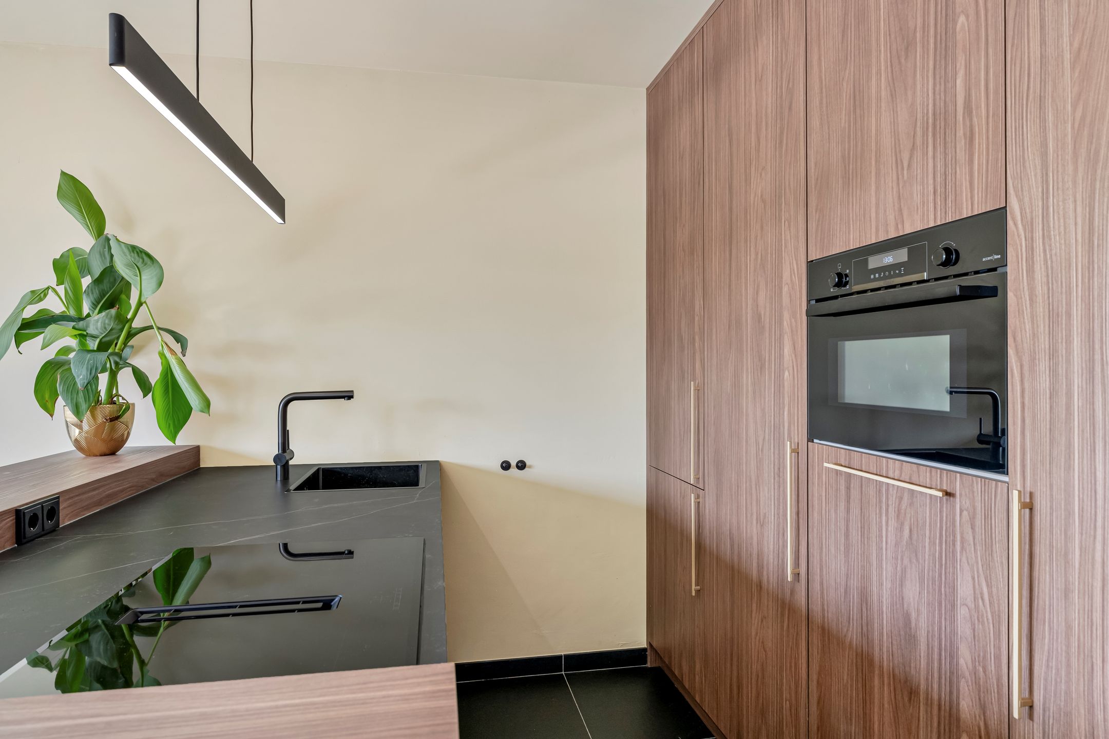 Photo 18 of Molenstraat 8-B