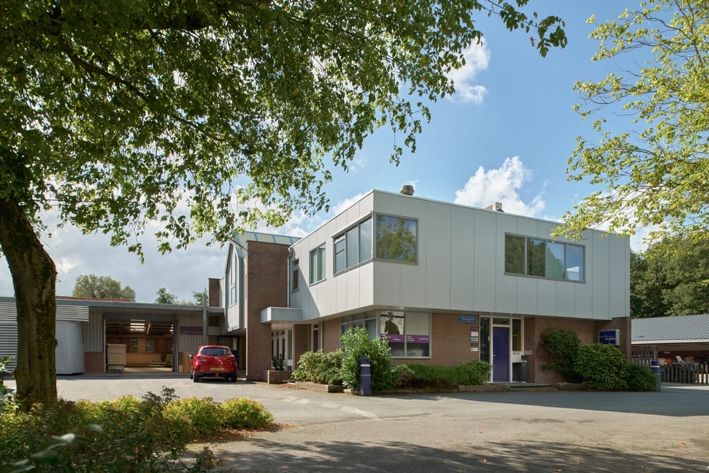 Bekijk foto 1 van Aengwirderweg 129-A