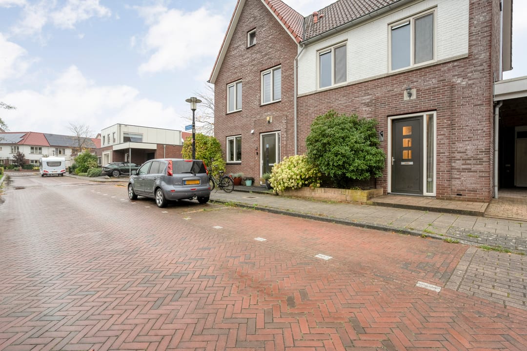 Photo 41 of Stelplaats 43