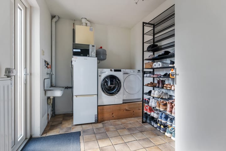 Twee-onder-één-kap te koop: Drenthelaan 90, Veendam