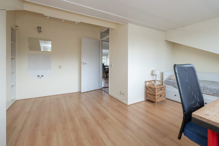 Tussenwoning te koop: Bijenmeent 25, Hilversum