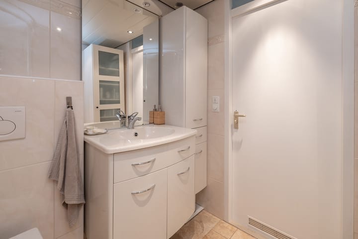 Tussenwoning te koop: Bijenmeent 25, Hilversum