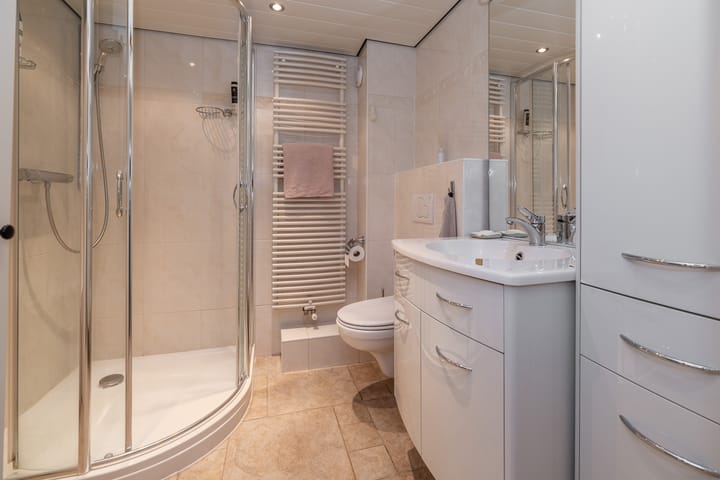 Tussenwoning te koop: Bijenmeent 25, Hilversum