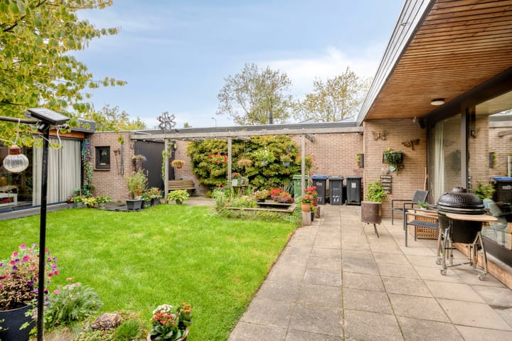 Vrijstaande woning te koop: Luxemburglaan 77, Eindhoven