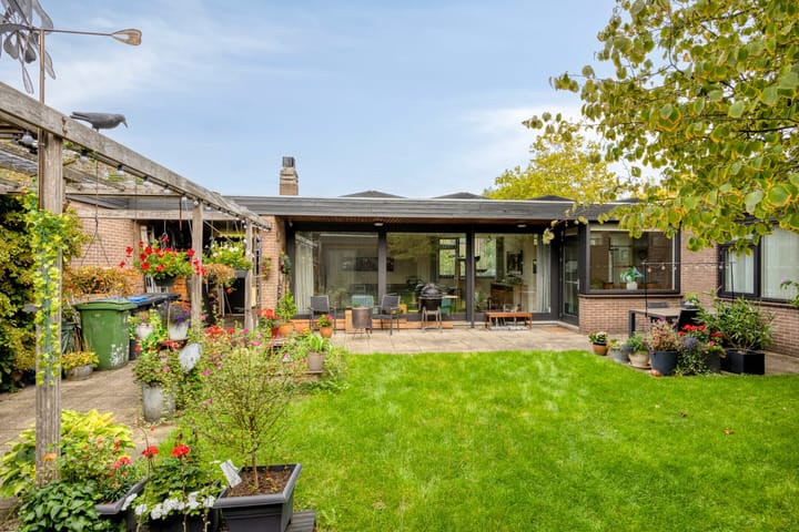 Vrijstaande woning te koop: Luxemburglaan 77, Eindhoven