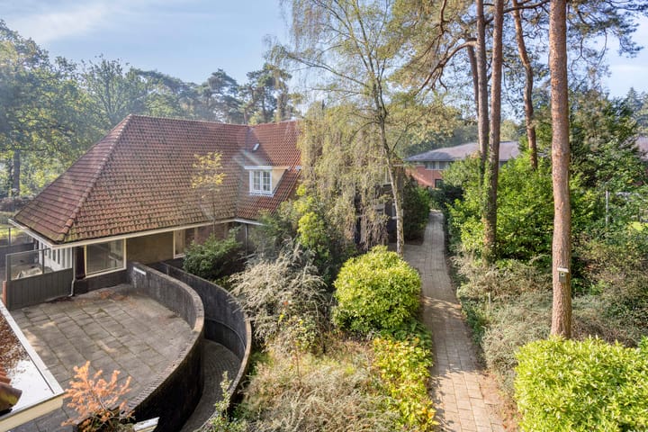 Leemzeulder 31, Laren (NH)
