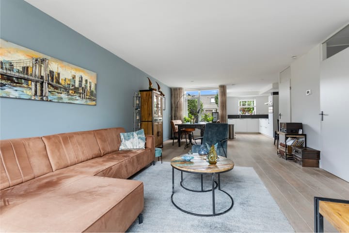 Tussenwoning te koop: Wielewaal 151, Ermelo