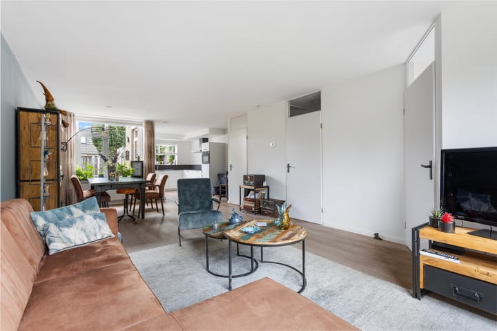 Tussenwoning te koop: Wielewaal 151, Ermelo