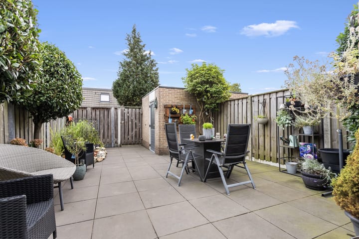 Tussenwoning te koop: Wielewaal 151, Ermelo