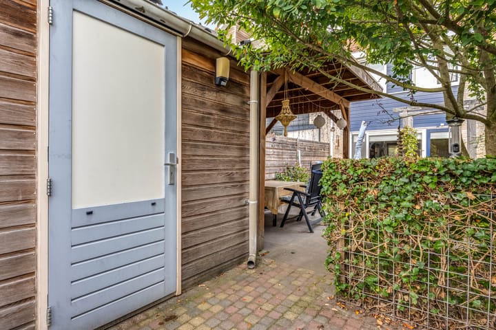 Tussenwoning te koop: De wiezeboom 24, Steenwijk