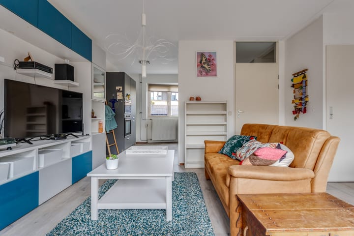 Tussenwoning te koop: De wiezeboom 24, Steenwijk