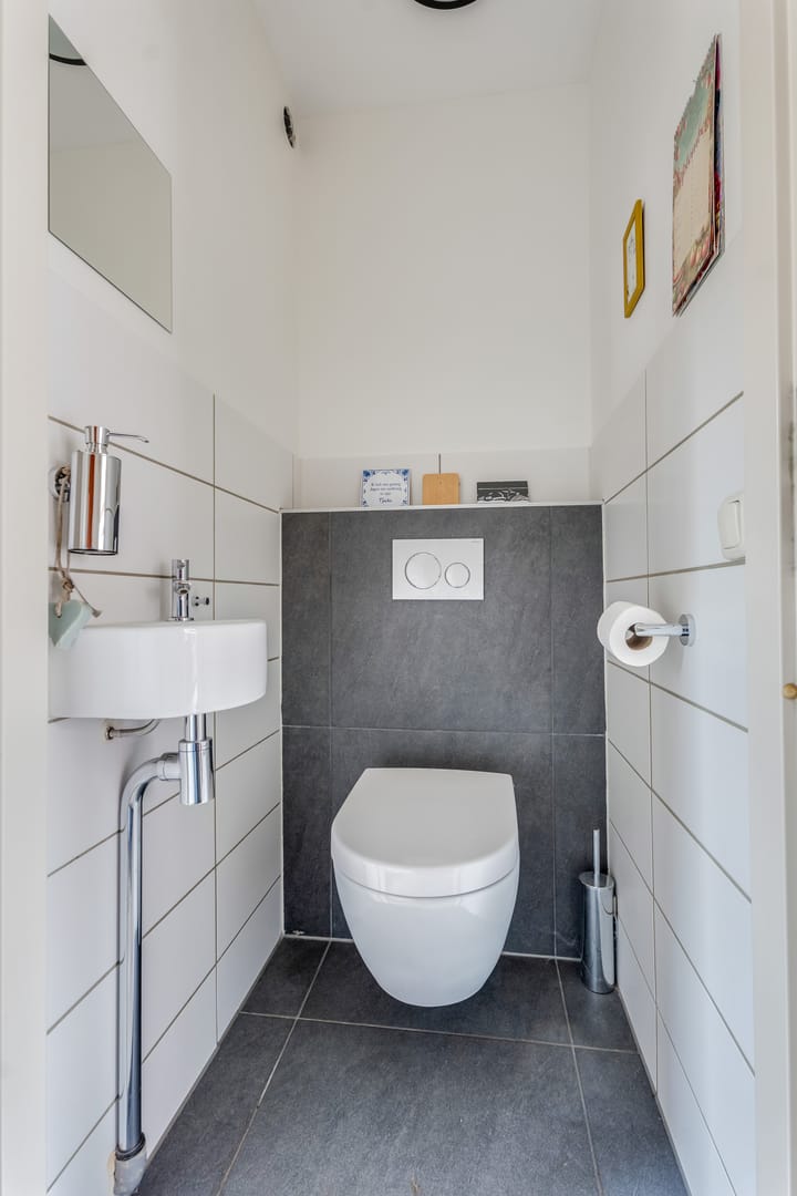 Tussenwoning te koop: De wiezeboom 24, Steenwijk