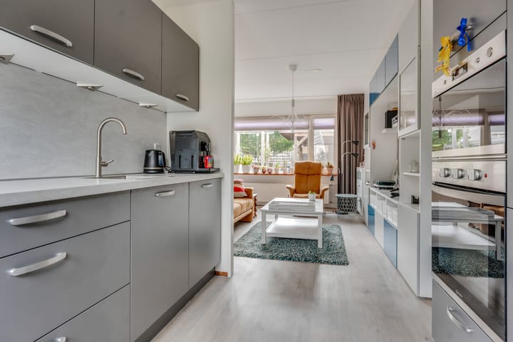 Tussenwoning te koop: De wiezeboom 24, Steenwijk
