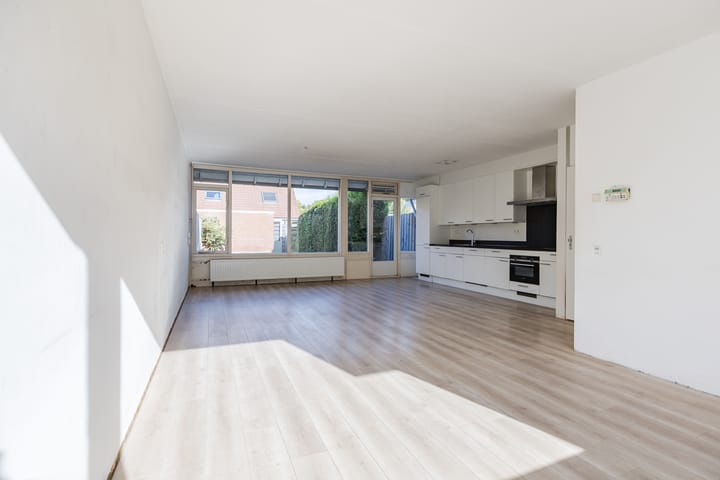 Tussenwoning te koop: Daverveld 4, Bergen Op Zoom