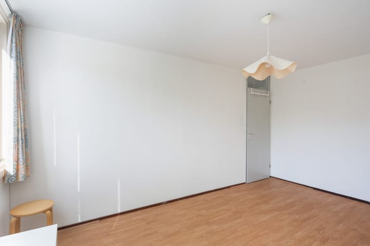 Tussenwoning te koop: Leiwater 81, Zoetermeer
