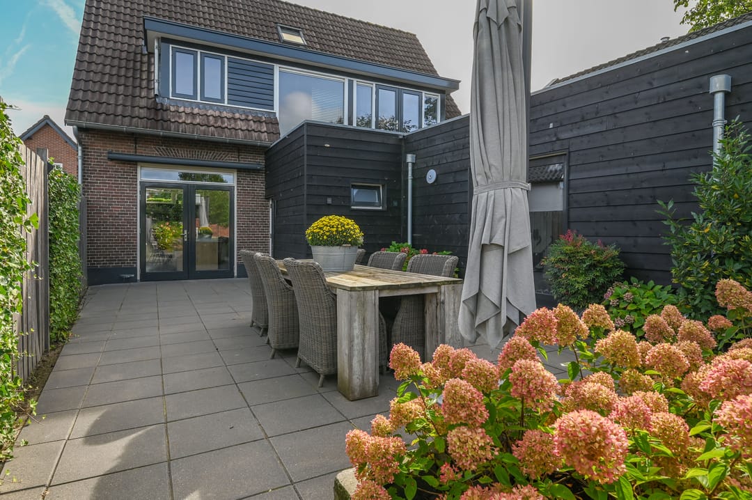 Photo 32 of Weverstraat 9