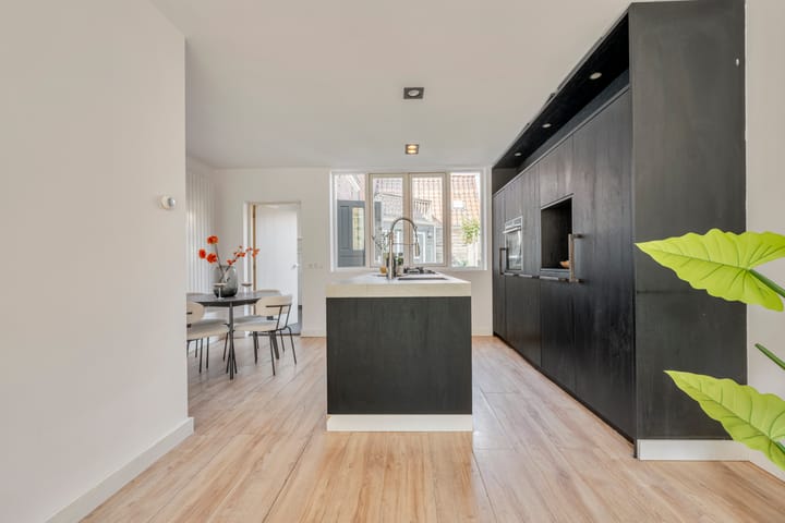 Twee-onder-één-kap te koop: Dorpsstraat 1064, Assendelft