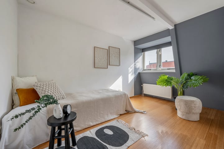 Twee-onder-één-kap te koop: Dorpsstraat 1064, Assendelft