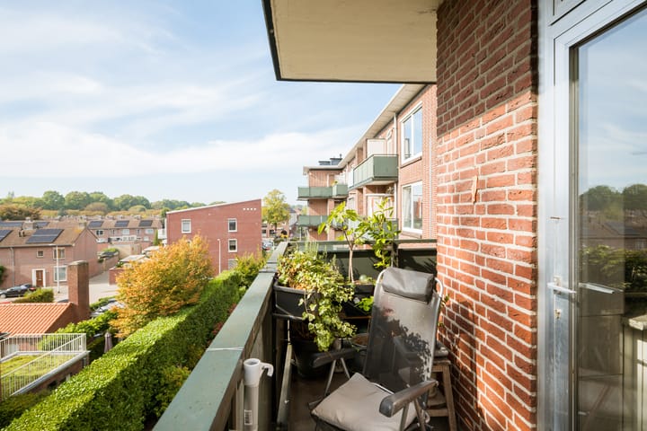 Appartement te koop: Burgemeester van de Mortelplein 3, Tilburg