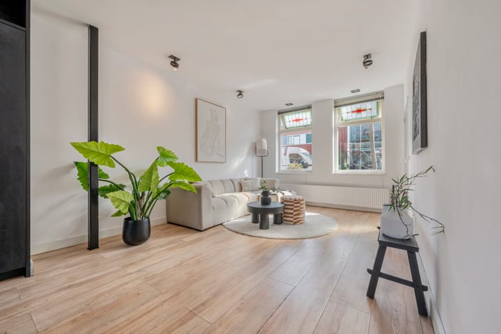 Twee-onder-één-kap te koop: Dorpsstraat 1064, Assendelft