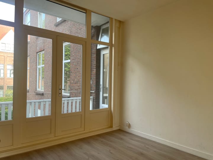 Appartement te koop: Hazelaarstraat 105, 'S-Gravenhage