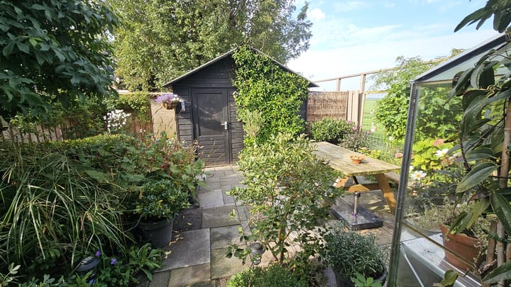 Hoekwoning te koop: Lepelaarstraat 28, Westzaan