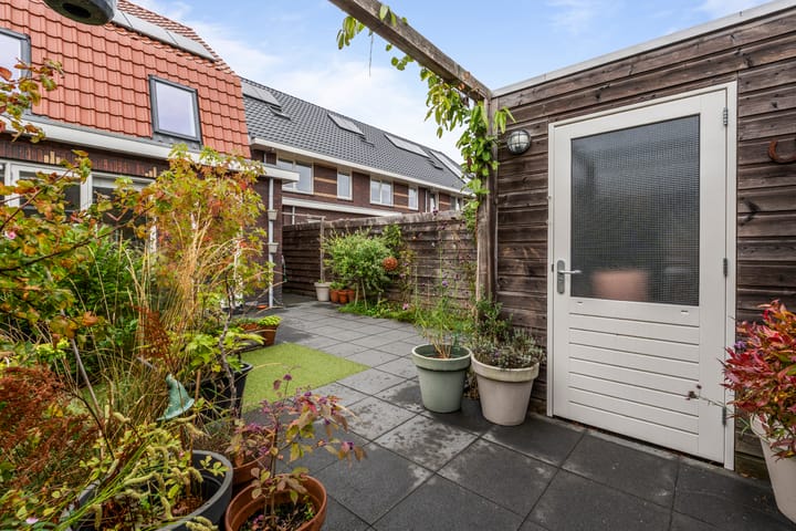 Hoekwoning te koop: Nova zembla 19, Noord-Scharwoude