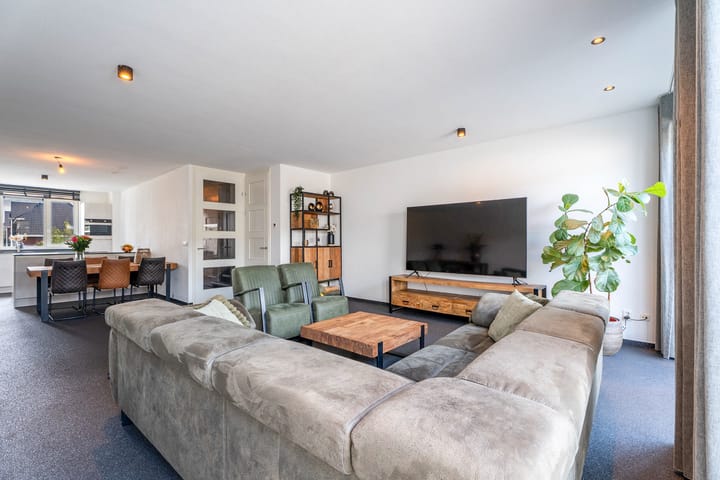 Tussenwoning te koop: Rijperkerkpark 102, Tilburg
