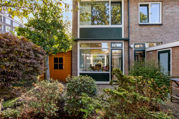 Hoekwoning te koop: Dr Augustijnlaan 33, Rijswijk (Zh)