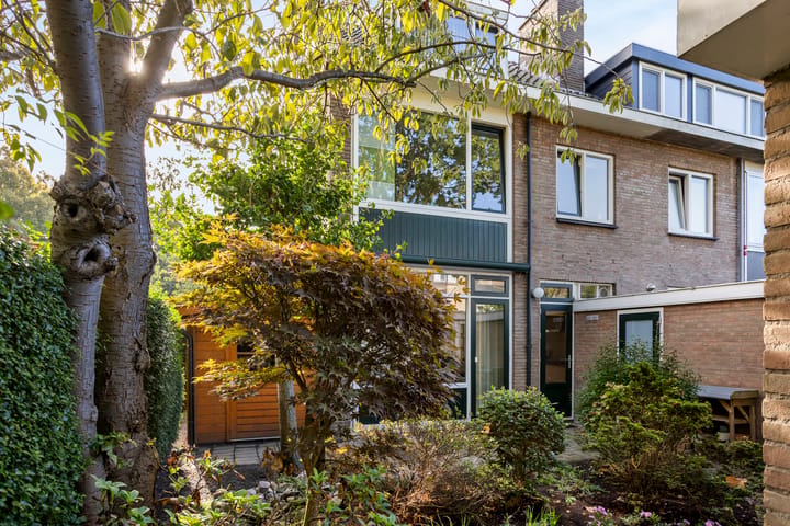 Hoekwoning te koop: Dr Augustijnlaan 33, Rijswijk (Zh)