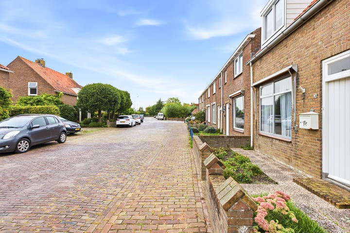 Tussenwoning te koop: Zandweg 24, Ritthem