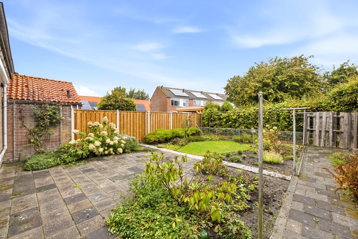 Tussenwoning te koop: Zandweg 24, Ritthem