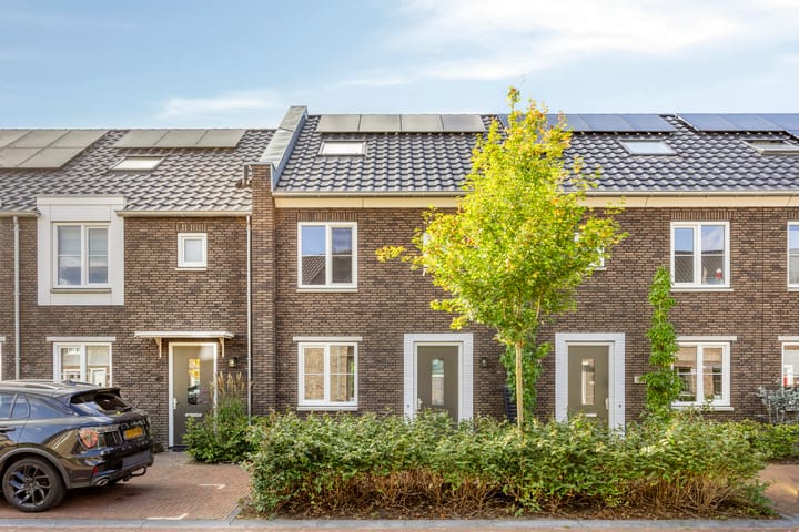 Tussenwoning te koop: Johan Roebersstraat 49, Deventer