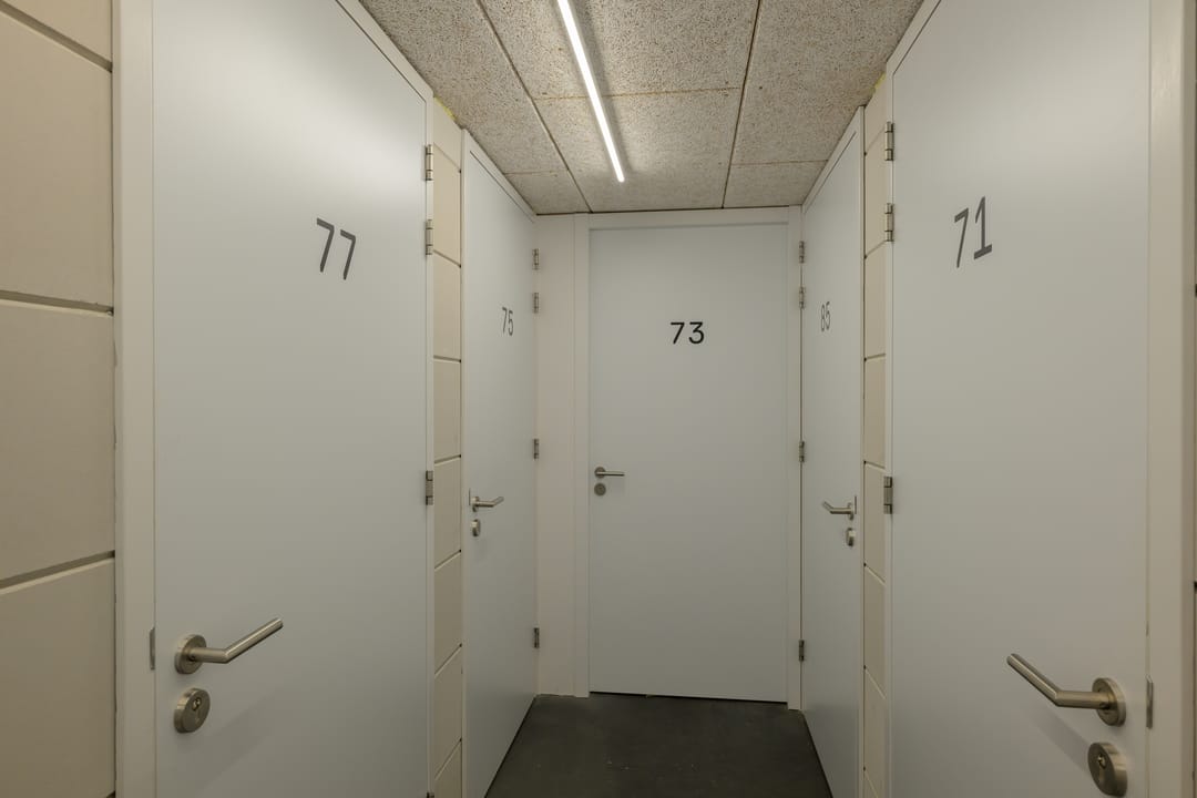 Photo 41 of Halvemaanpassage 75