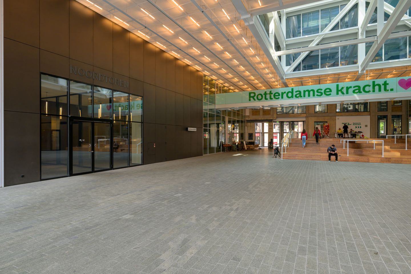 Photo 5 of Halvemaanpassage 75