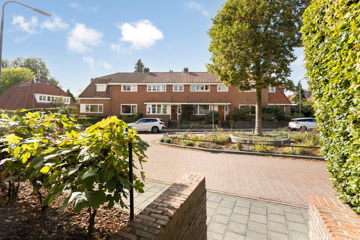 Tussenwoning te koop: Egmondstraat 8, Velp (Ge)