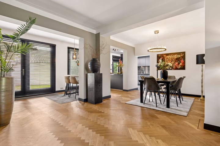 Twee-onder-één-kap te koop: Maria van Bourgondiësingel 4, 'S-Hertogenbosch