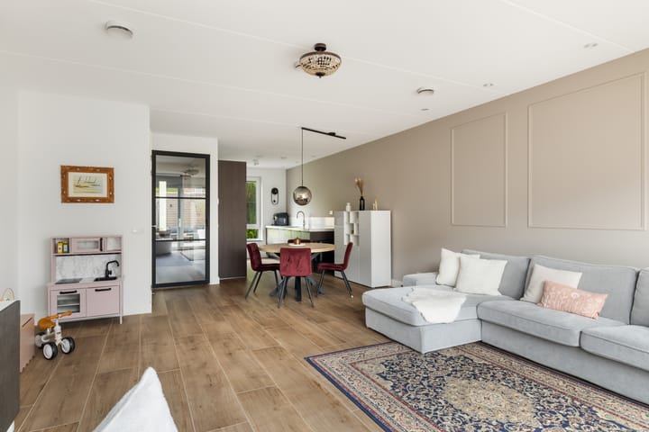 Tussenwoning te koop: De Akker 2, Scherpenzeel (Ge)