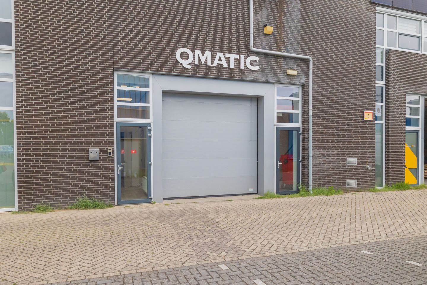 Bekijk foto 3 van Lageweg 35