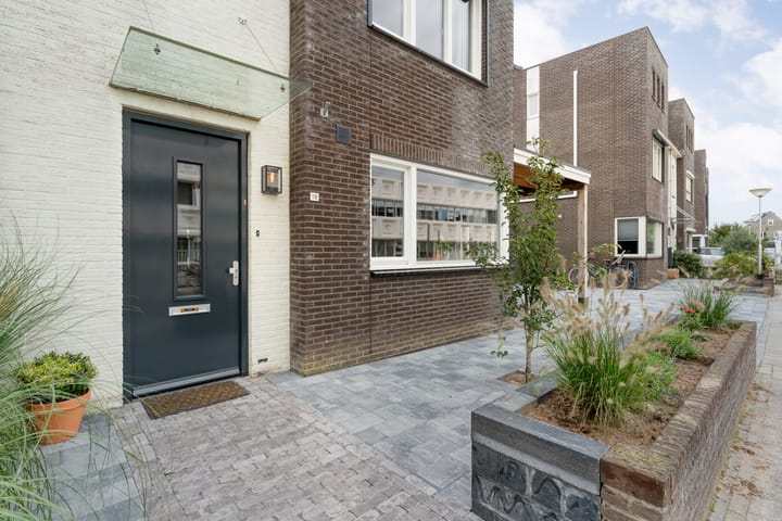 Twee-onder-één-kap te koop: Erve Ruitminck 18, Hardenberg