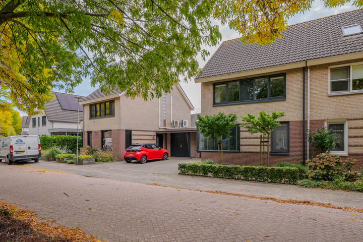 Foto 4 van Zilverschoon 41