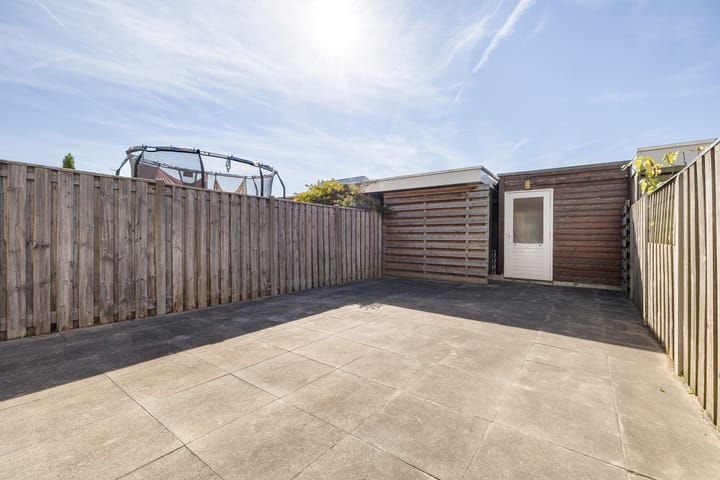 Tussenwoning te koop: Piranesistraat 16, Almere