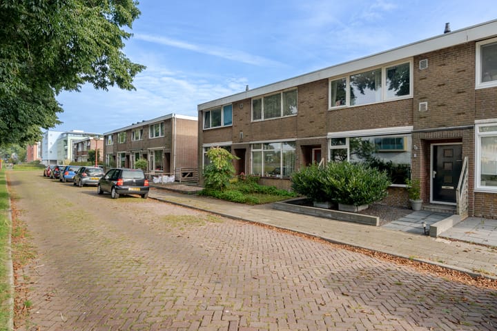 Foto 2 van Surinamesingel 9