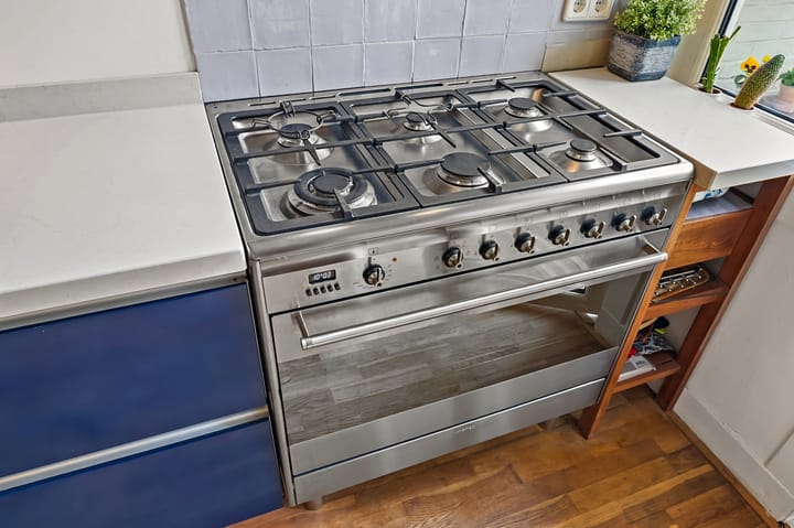 Appartement te koop: Rooseboomstraat 43, 'S-Gravenhage