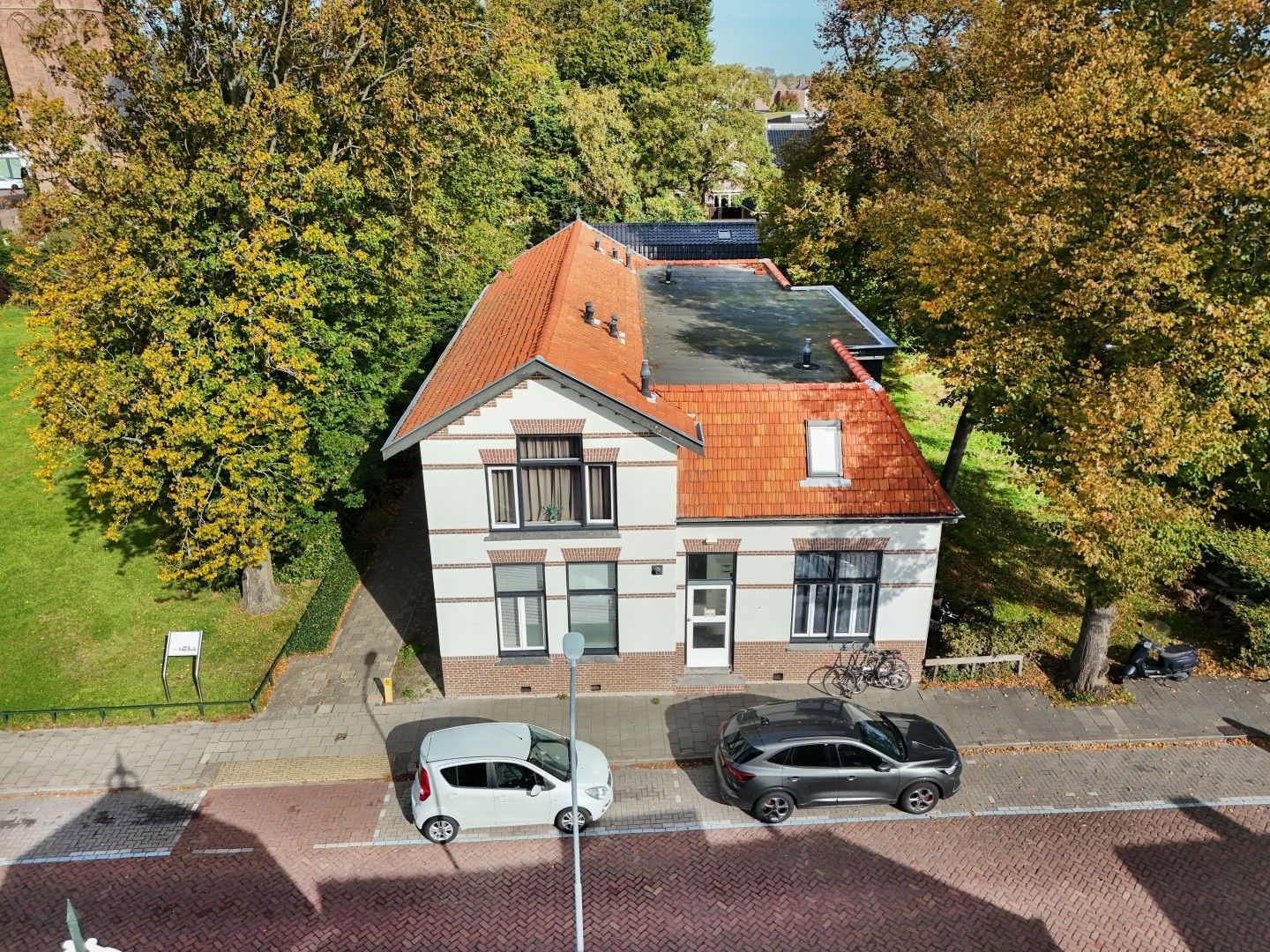 Bekijk foto 2 van Overtoom 42