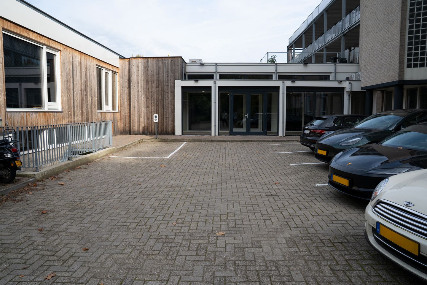 Bekijk foto 4 van Willemstraat 7