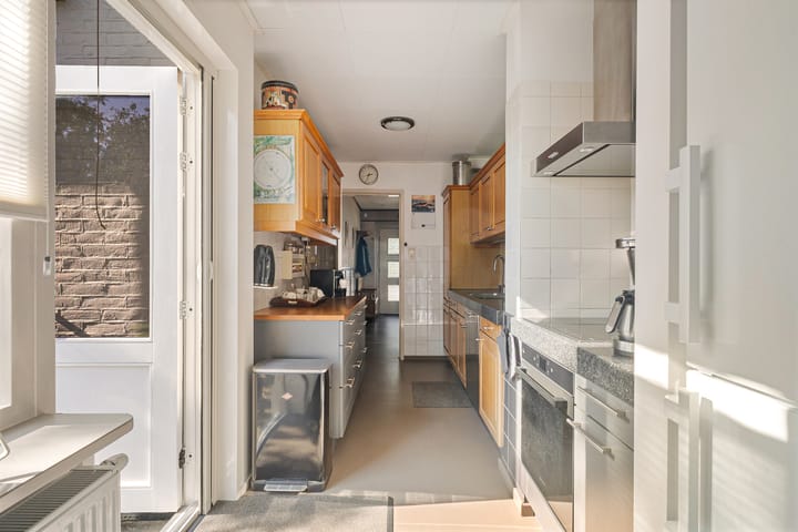 Twee-onder-één-kap te koop: Dorpsstraat 449, Assendelft