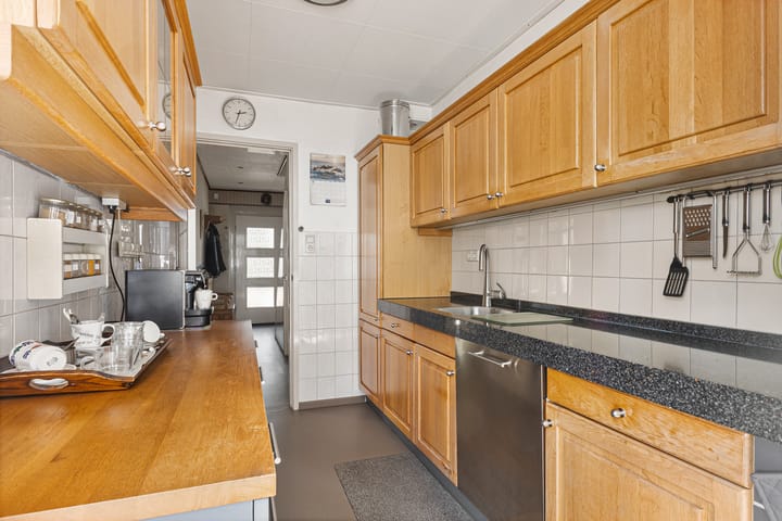 Twee-onder-één-kap te koop: Dorpsstraat 449, Assendelft