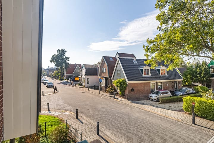 Twee-onder-één-kap te koop: Dorpsstraat 449, Assendelft